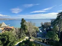 Недвижимость Четырехкомнатная квартира в Опатии: 1