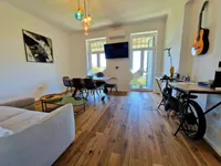 Недвижимость Четырехкомнатная квартира, Центр: 6