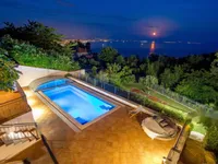 Недвижимость Дом в Вепринац, Опатия: 41