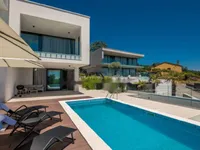 Недвижимость Новый дом 204 м² в Опатии: 2