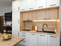 Недвижимость Двухкомнатная квартира в центре: 10