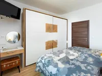 Недвижимость Двухкомнатная квартира в центре: 18