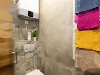 Недвижимость Двухкомнатная квартира в центре: 24