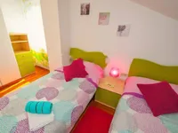 Недвижимость Четырехкомнатная квартира Центр: 10