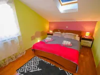 Недвижимость Четырехкомнатная квартира Центр: 15