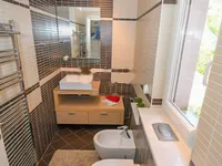 Недвижимость Четырехкомнатная квартира Центр: 16