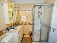 Недвижимость Четырехкомнатная квартира Центр: 18