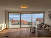 Недвижимость Трёхкомнатная квартира Центр: 12