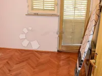 Недвижимость Трехкомнатная квартира, центр: 7