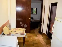 Недвижимость Трехкомнатная квартира, центр: 11