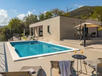 Недвижимость Семейный дом в Ичичах: 1