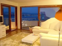 Недвижимость Второй этаж, Центр, Опатия: 6