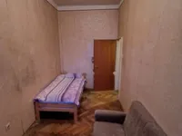 Недвижимость Трехкомнатная квартира, Центр: 8