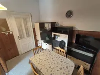 Недвижимость Трехкомнатная квартира, Центр: 13