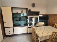 Недвижимость Трехкомнатная квартира, Центр: 18