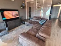 Недвижимость Четырехкомнатная квартира Центр: 5