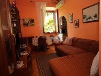 Недвижимость Трехкомнатная квартира в центре: 5