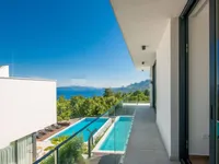 Недвижимость Дом 309 м², новострой, Запад Опатии: 25