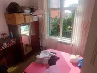 Недвижимость Трехкомнатная квартира в центре: 14