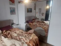 Недвижимость Трехкомнатная квартира в центре: 15