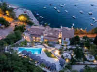 Недвижимость Трехкомнатная квартира в Опатии: 3