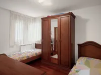 Недвижимость Трехкомнатная квартира в центре: 11