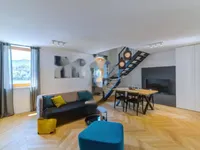 Недвижимость Трехкомнатная квартира в Центре: 9