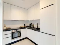 Недвижимость Трехкомнатная квартира в Центре: 13