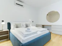 Недвижимость Двухкомнатная квартира Центр: 5