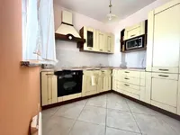 Недвижимость Трехкомнатная квартира Центр: 6