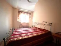 Недвижимость Трехкомнатная квартира Центр: 13