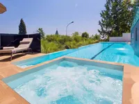 Недвижимость Двухкомнатная квартира Опатия: 14