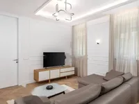 Недвижимость Трехкомнатная квартира, Опатия: 6