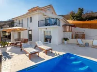 Недвижимость Семейный дом на Поляне: 3