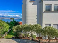 Недвижимость Трёхкомнатная квартира Опатия: 25