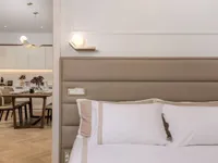 Недвижимость Квартира с тремя комнатами, центр: 11