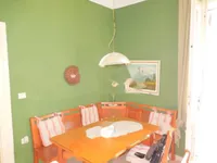 Недвижимость Двухкомнатная квартира в центре: 3