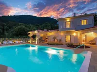 Недвижимость Семейный дом Вепринац: 1