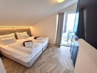 Недвижимость Трехкомнатная квартира Добреч: 5