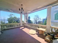 Недвижимость Трехкомнатная квартира в центре Опатии: 1