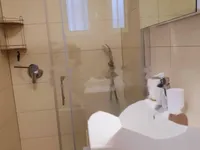 Недвижимость Двухкомнатная квартира в центре: 8