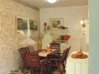 Недвижимость Двухкомнатная квартира в центре: 10