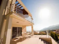 Недвижимость Семейный дом в Поляне: 1