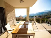 Недвижимость Семейный дом в Поляне: 22