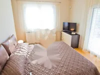 Недвижимость Семейный дом в Поляне: 34