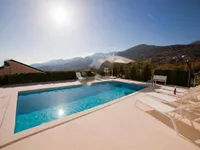 Недвижимость Семейный дом в Поляне: 52