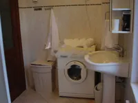 Недвижимость Трехкомнатная квартира в центре: 15