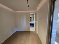 Недвижимость Трёхкомнатная квартира, Центр: 9