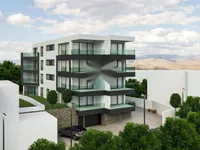 Недвижимость Трехкомнатная квартира в центре: 7