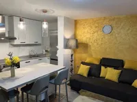 Недвижимость Двухкомнатная квартира Центр: 1